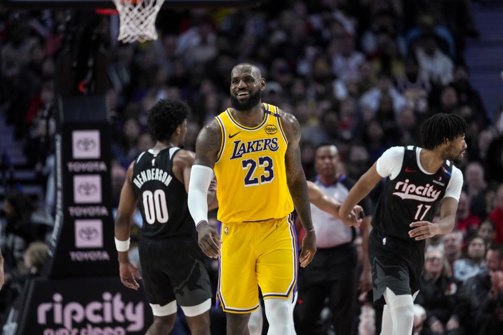 奥尼尔在内 奥尼尔在内